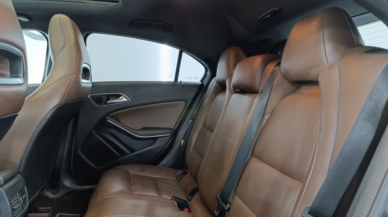 Mercedes Clase A A 180 CDI Aut. Urban 110Cv - 270.000Km - Foto 2 