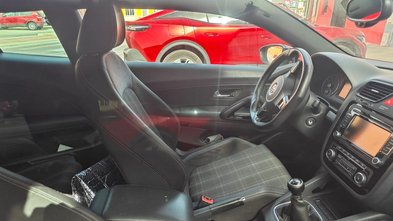 Volkswagen Scirocco 1.4 TSI 122cv Limited Edition  Techo Solar - 166.000Km - Foto 2 