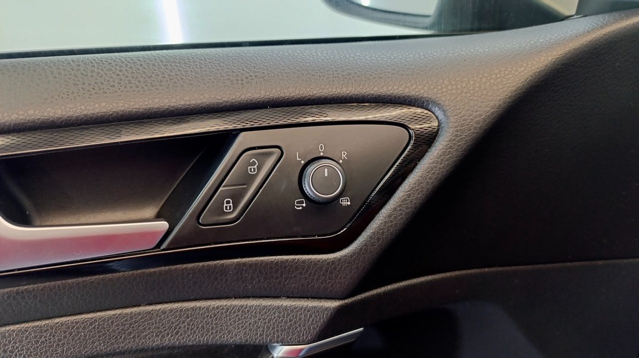 Volkswagen Golf GTD 2.0 TDI 184CV DSG BMT  Levas - 257.000Km - Foto 2 