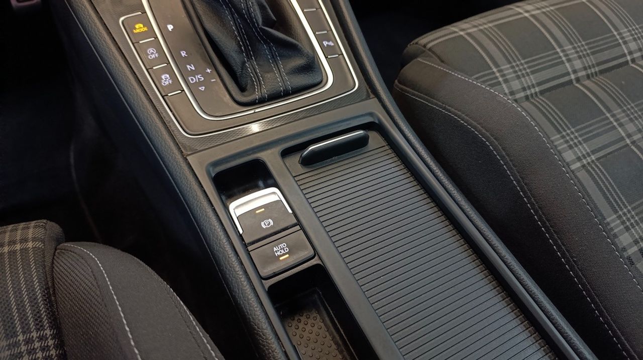 Volkswagen Golf GTD 2.0 TDI 184CV DSG BMT  Levas - 257.000Km - Foto 2 