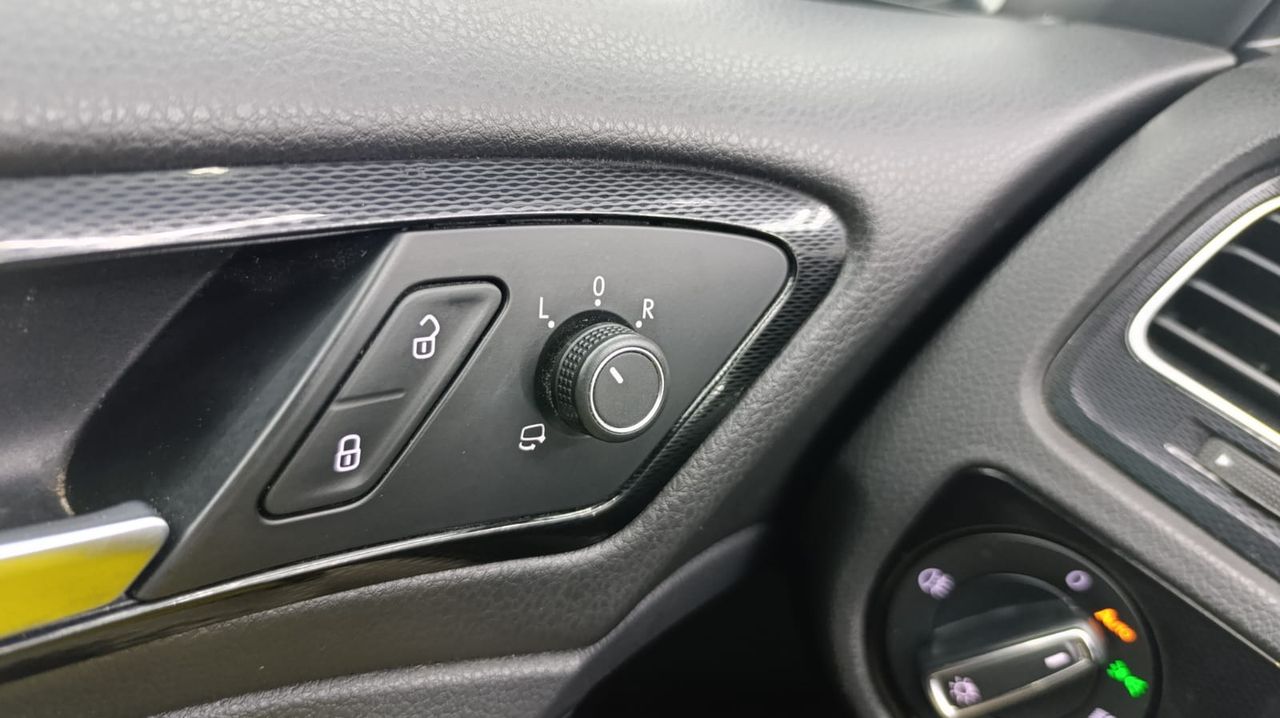 Volkswagen Golf GTD 2.0 TDI 184CV DSG BMT  Levas - 257.000Km - Foto 2 