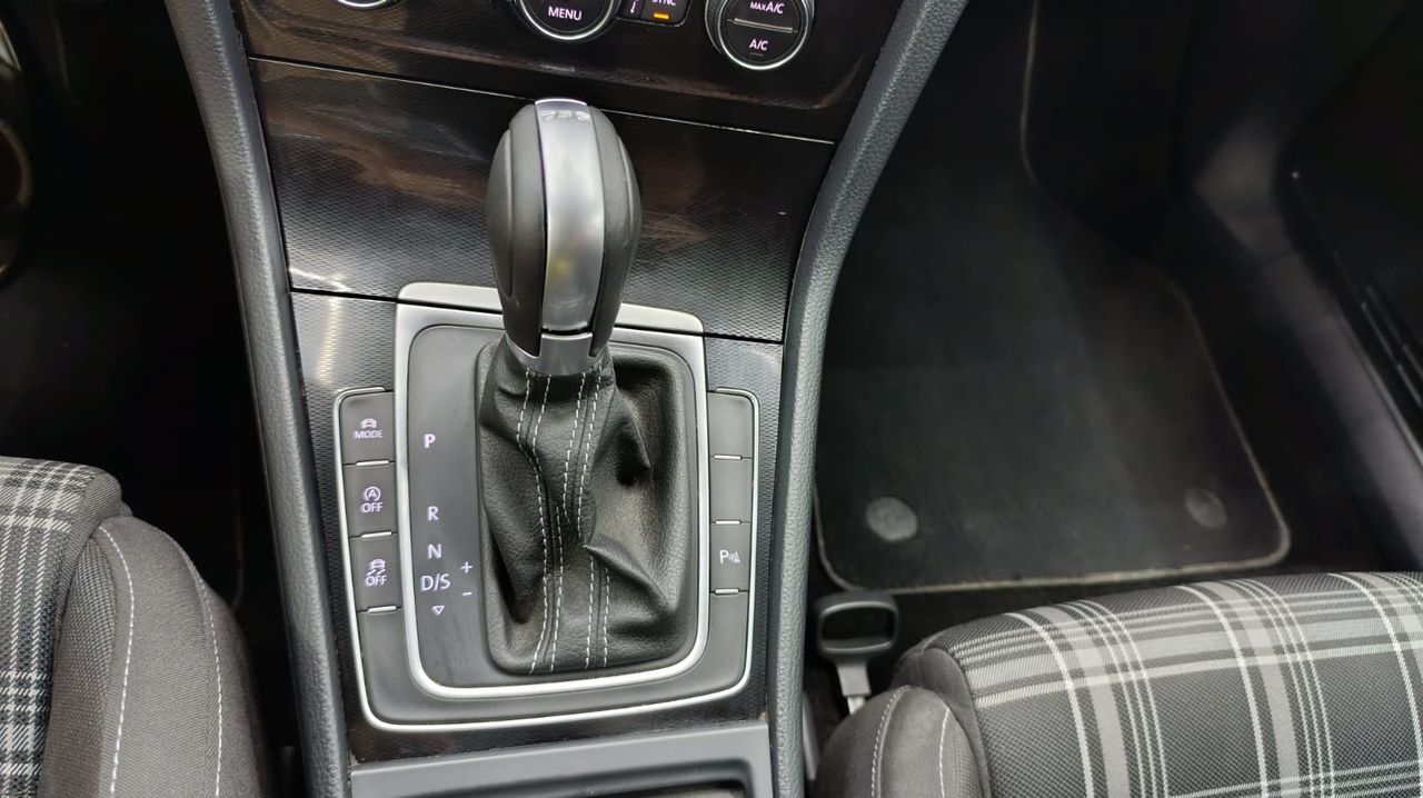 Volkswagen Golf GTD 2.0 TDI 184CV DSG BMT  Levas - 257.000Km - Foto 2 