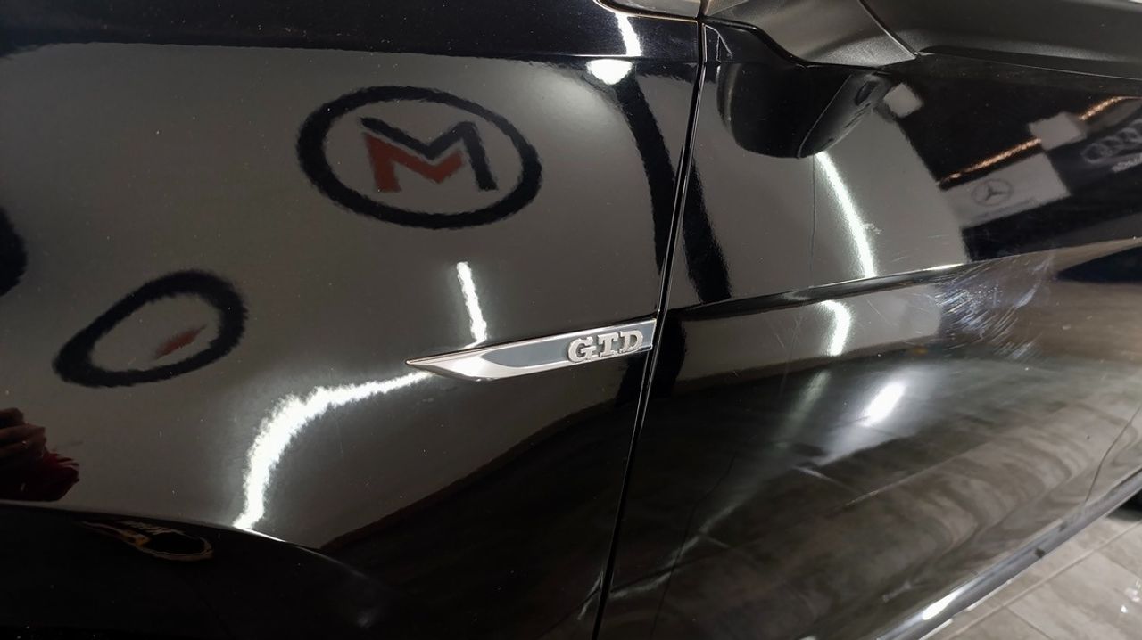 Volkswagen Golf GTD 2.0 TDI 184CV DSG BMT  Levas - 257.000Km - Foto 2 