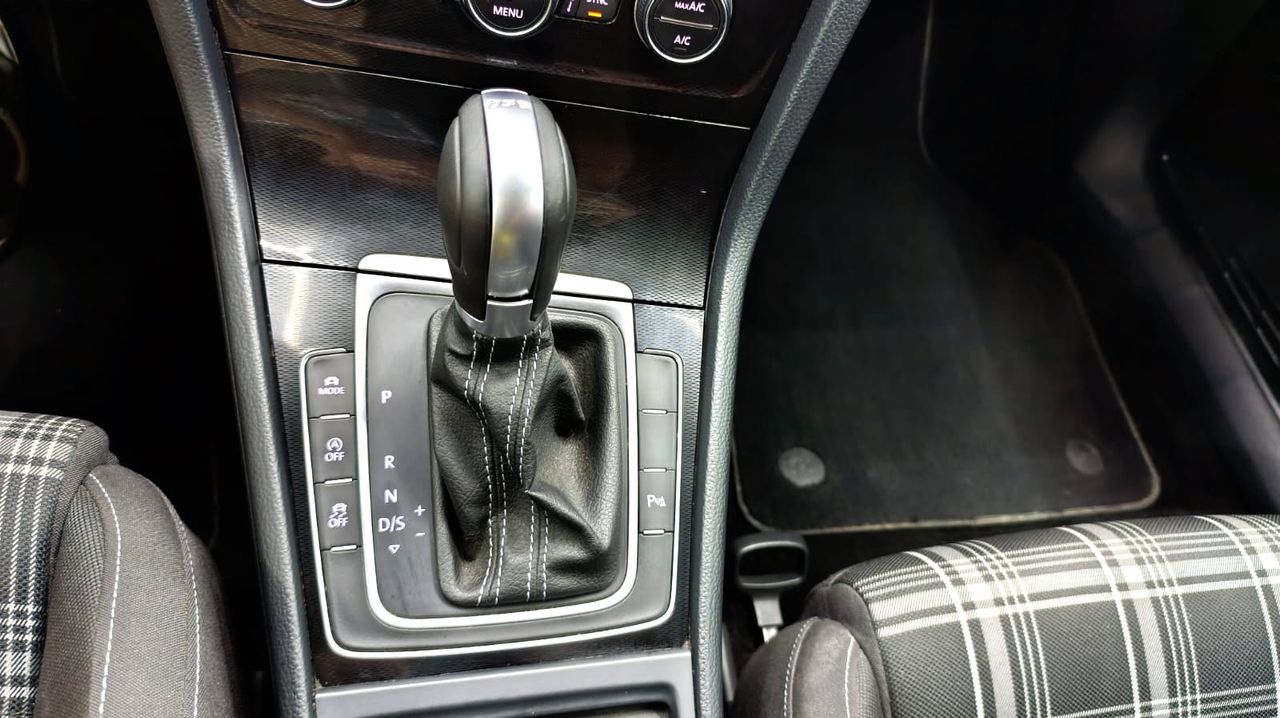Volkswagen Golf GTD 2.0 TDI 184CV DSG BMT  Levas - 257.000Km - Foto 2 