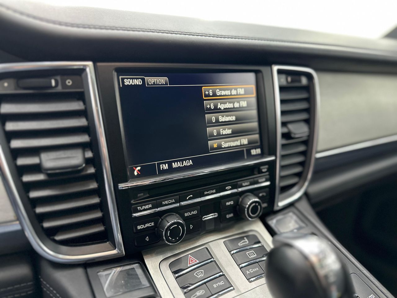 Porsche Panamera Turbo S Exclusive Series V8 - 571Cv  + Historial - Foto 2 