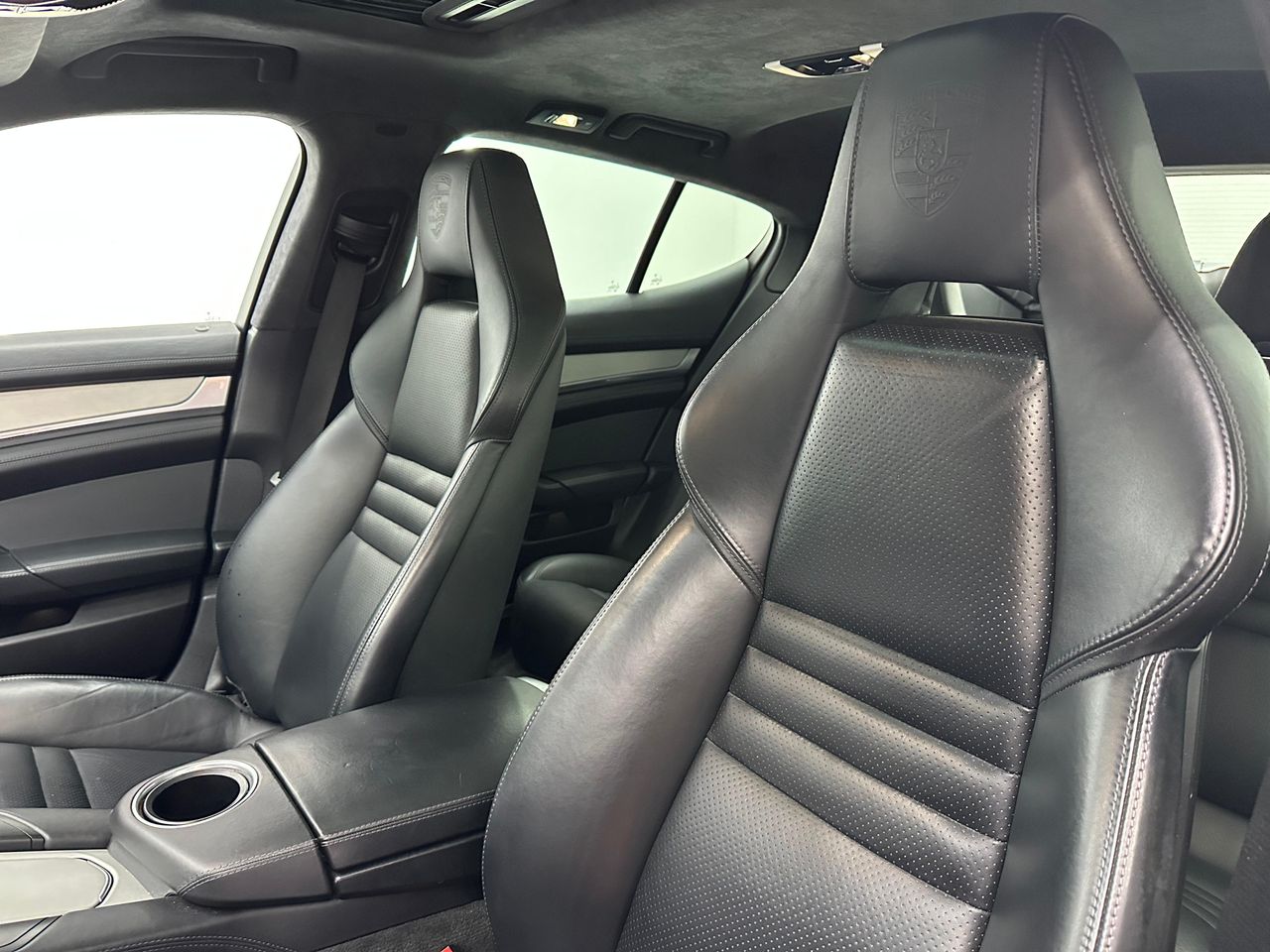 Porsche Panamera Turbo S Exclusive Series V8 - 571Cv  + Historial - Foto 2 