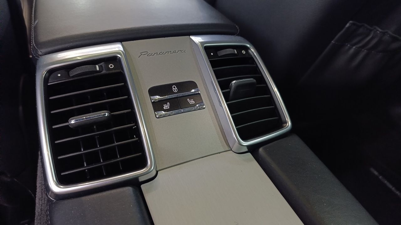 Porsche Panamera Turbo S Exclusive Series V8 - 571Cv  + Historial - Foto 2 