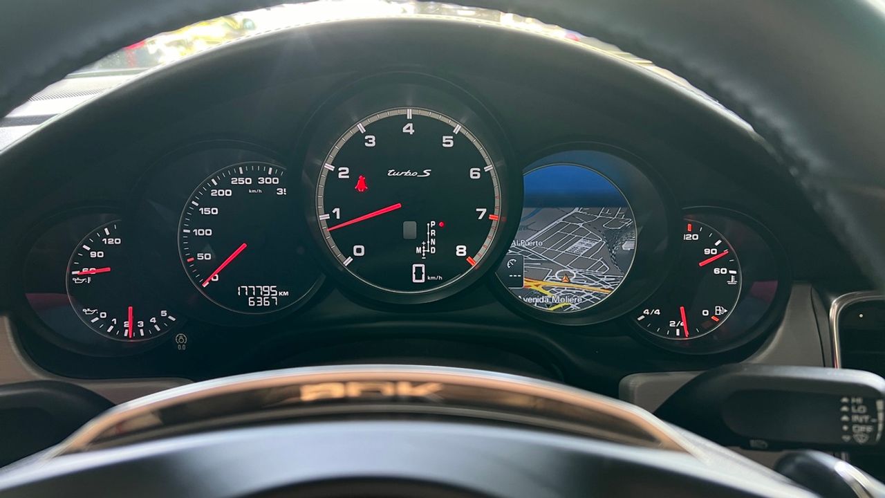 Porsche Panamera Turbo S Exclusive Series V8 - 571Cv  + Historial - Foto 2 