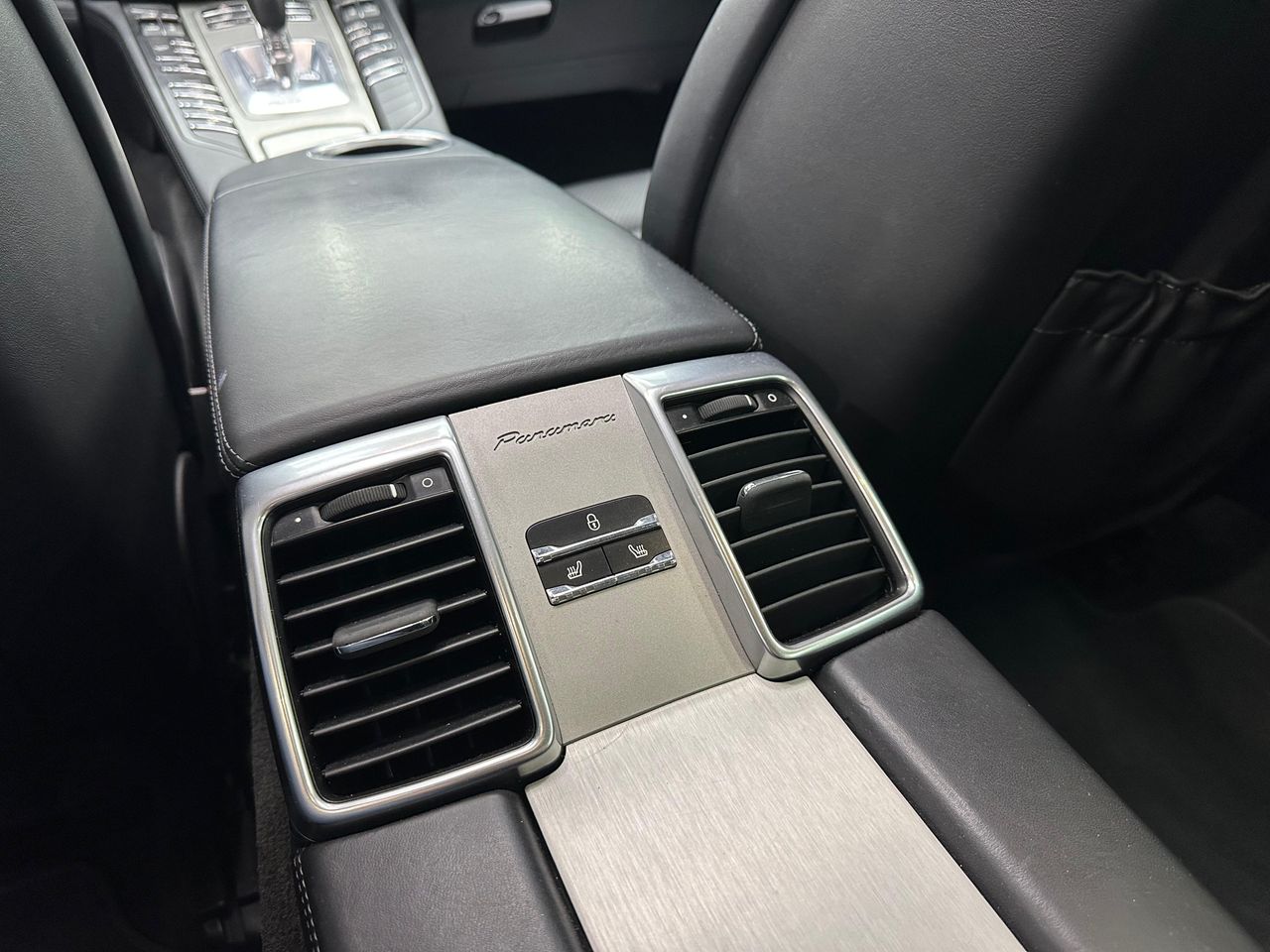 Porsche Panamera Turbo S Exclusive Series V8 - 571Cv  + Historial - Foto 2 