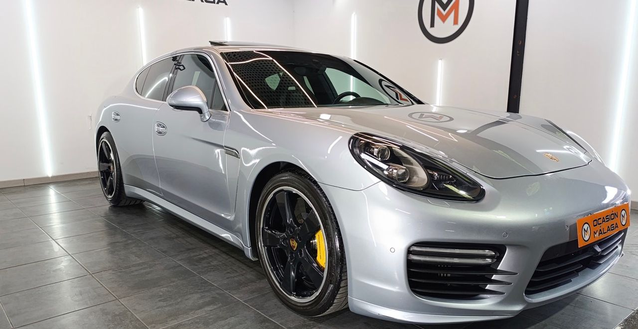 Porsche Panamera Turbo S Exclusive Series V8 - 571Cv  + Historial - Foto 2 