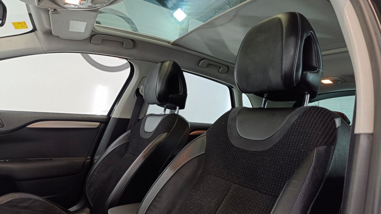 Citroën C4 1.6 e-HDi 110cv CMP Exclusive Único propietario - 198.000Km - Foto 2 