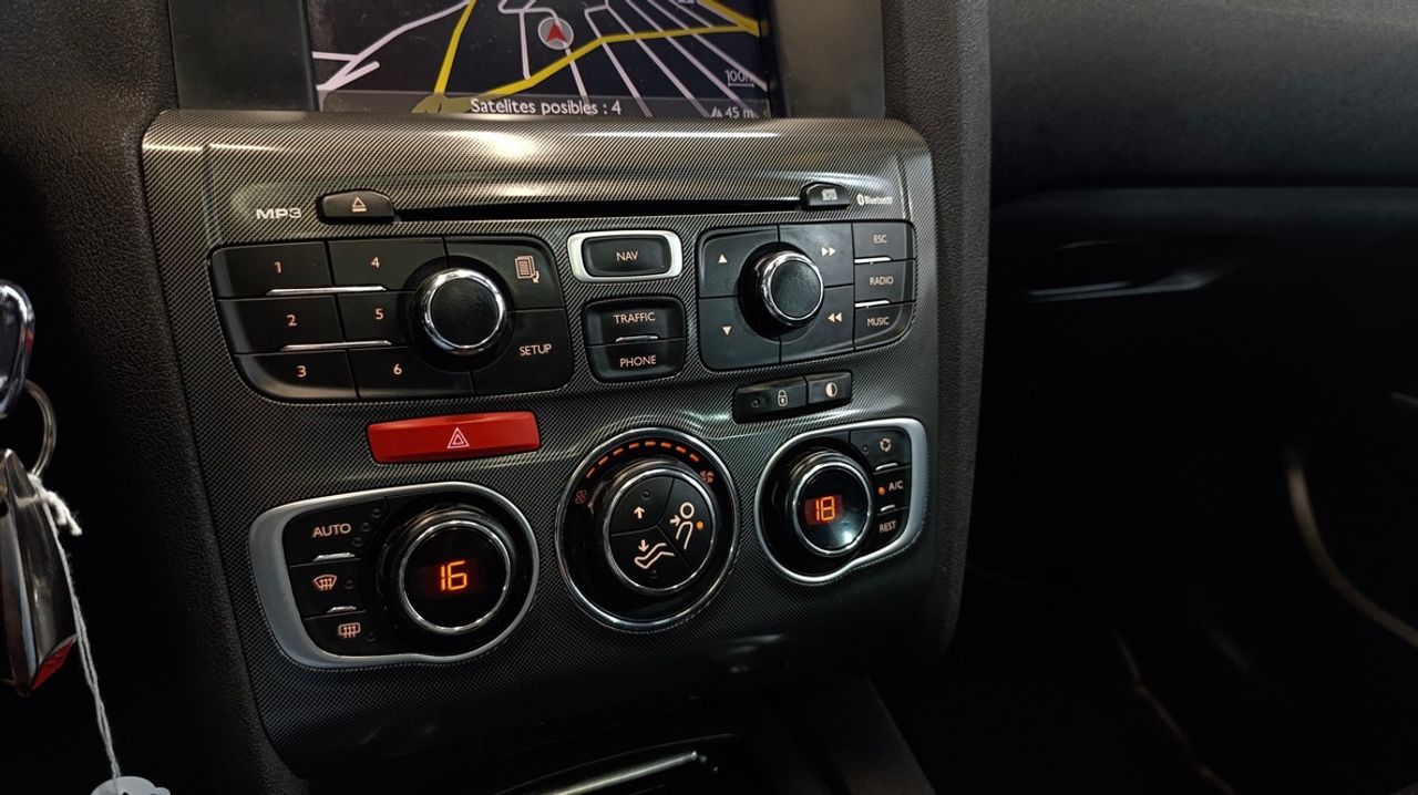 Citroën C4 1.6 e-HDi 110cv CMP Exclusive Único propietario - 198.000Km - Foto 2 