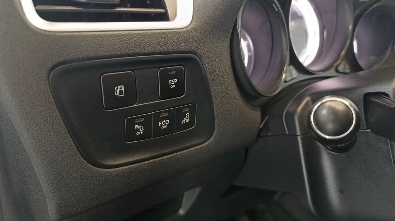 Citroën C4 1.6 e-HDi 110cv CMP Exclusive Único propietario - 198.000Km - Foto 2 