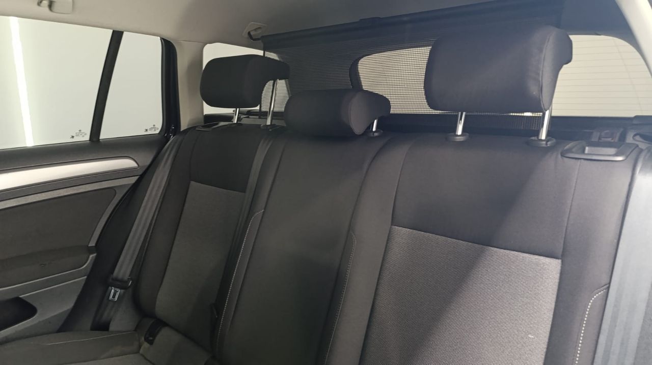 Volkswagen Golf Variant Advance 1.6 TDI 105cv BMT DSG Nacional  - Foto 2 