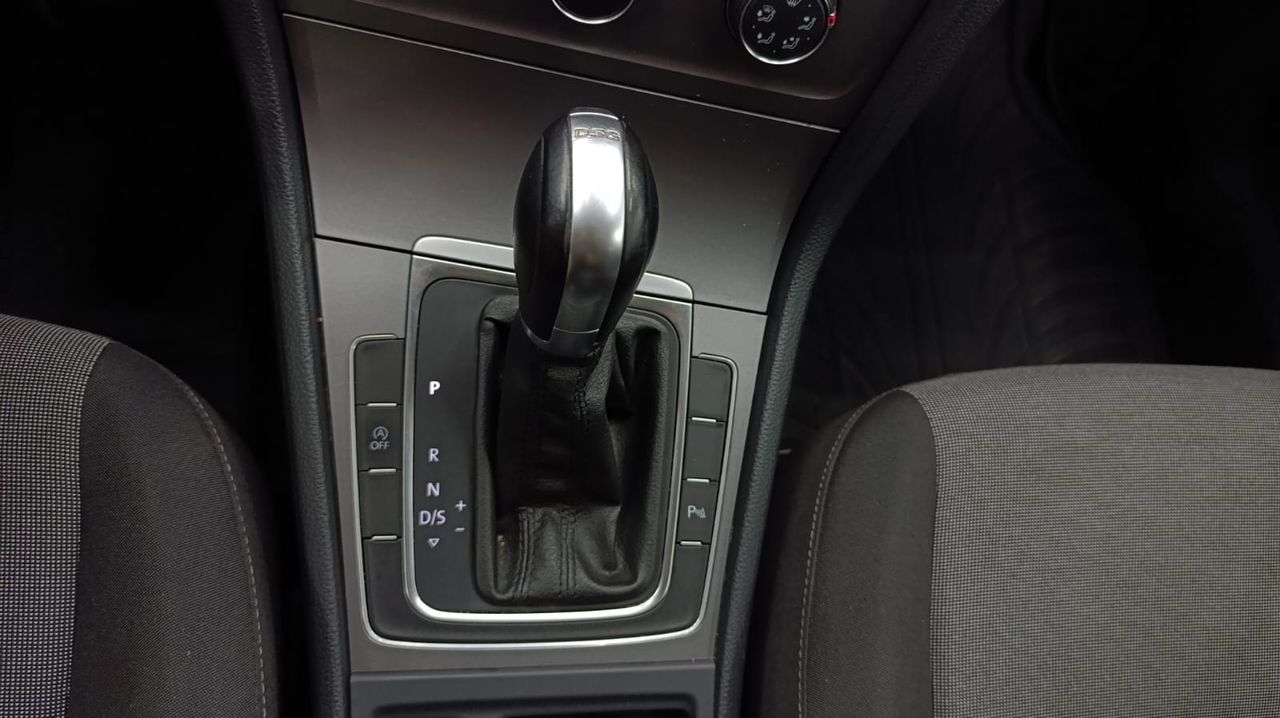 Volkswagen Golf Variant Advance 1.6 TDI 105cv BMT DSG Nacional  - Foto 2 