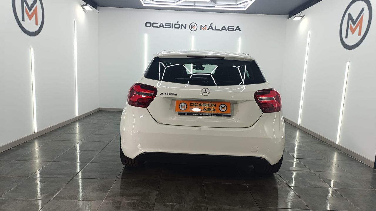 Mercedes Clase A A 180 d 109CV - 160.000Km - Foto 2 