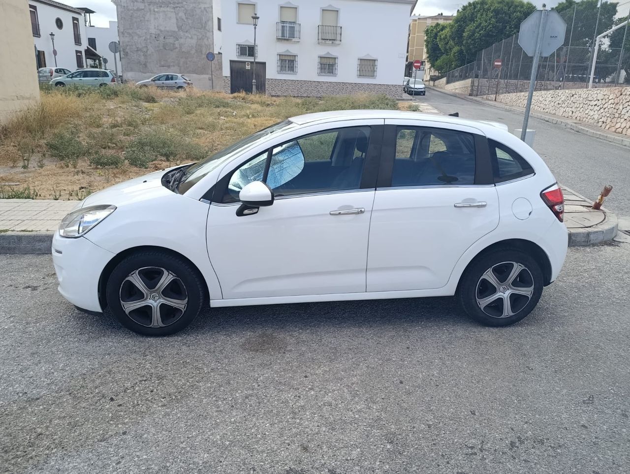 Citroën C3 BlueHDi 55KW (75CV) S&S FEEL Nacional - 76.000Km - Foto 2 