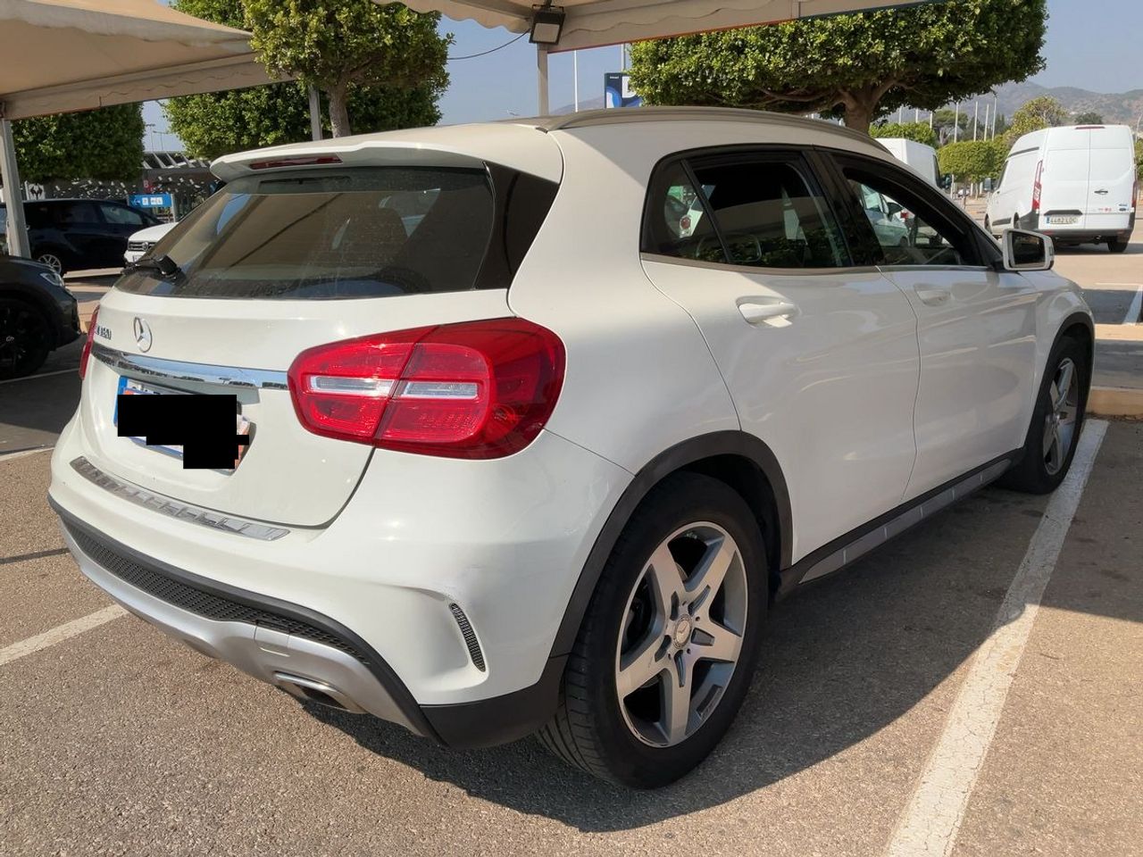 Mercedes 180 GLA 180 AMG Line Nacional Único propietario - 170.000Km - Foto 2 