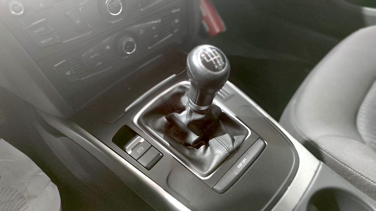 Audi A4 Avant 2.0 TDI 140cv DPF - Foto 2 
