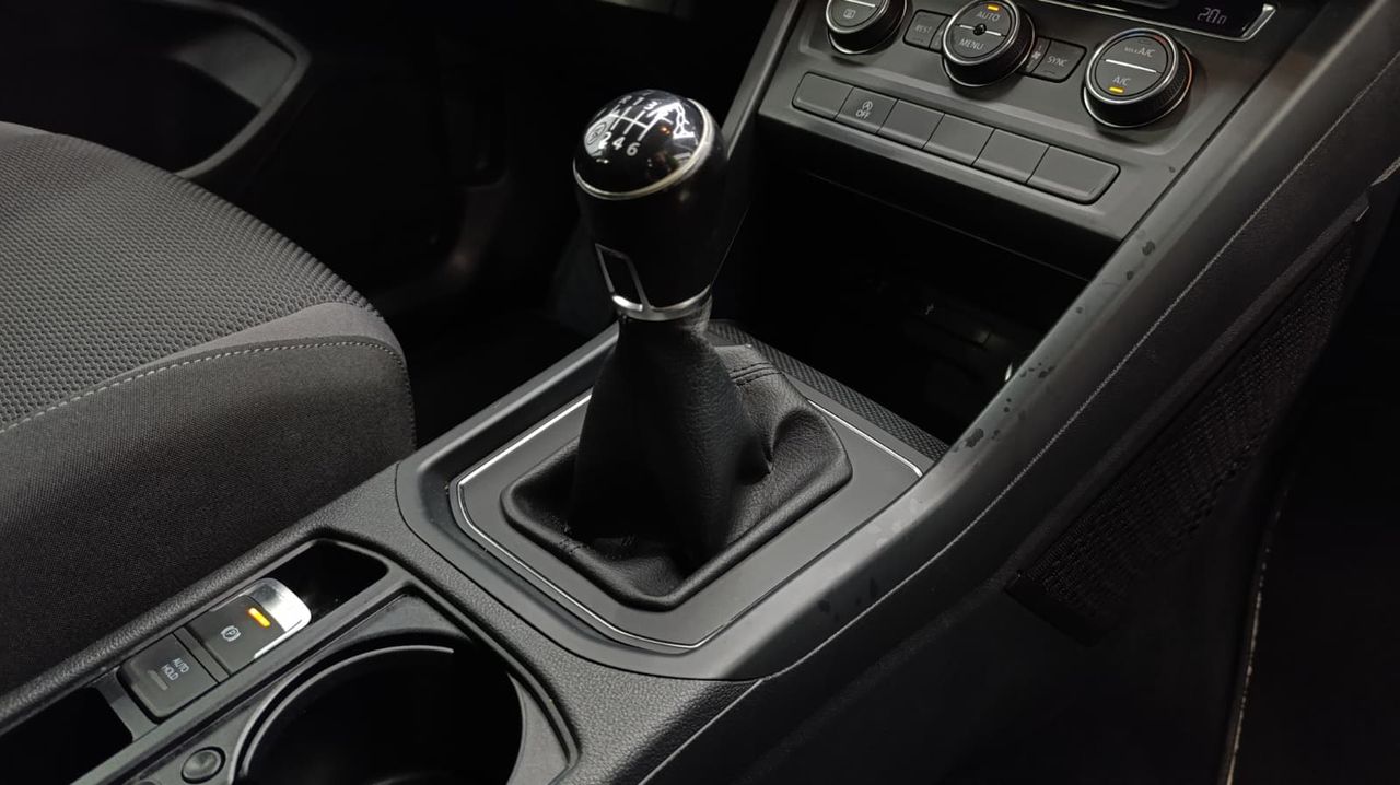 Volkswagen Touran Advance 1.6 TDI 85kW (115CV) - foto 26