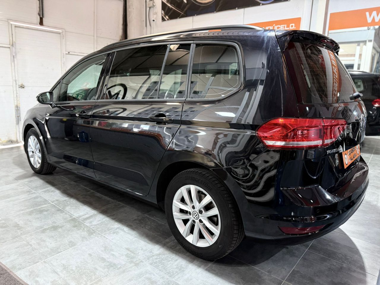 Volkswagen Touran Advance 1.6 TDI 85kW (115CV) 7 Plazas - 149.000Km - Foto 2 
