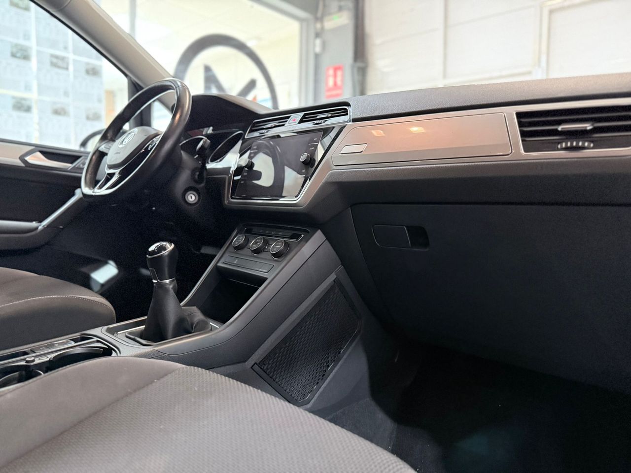 Volkswagen Touran Advance 1.6 TDI 85kW (115CV) 7 Plazas - 149.000Km - Foto 2 