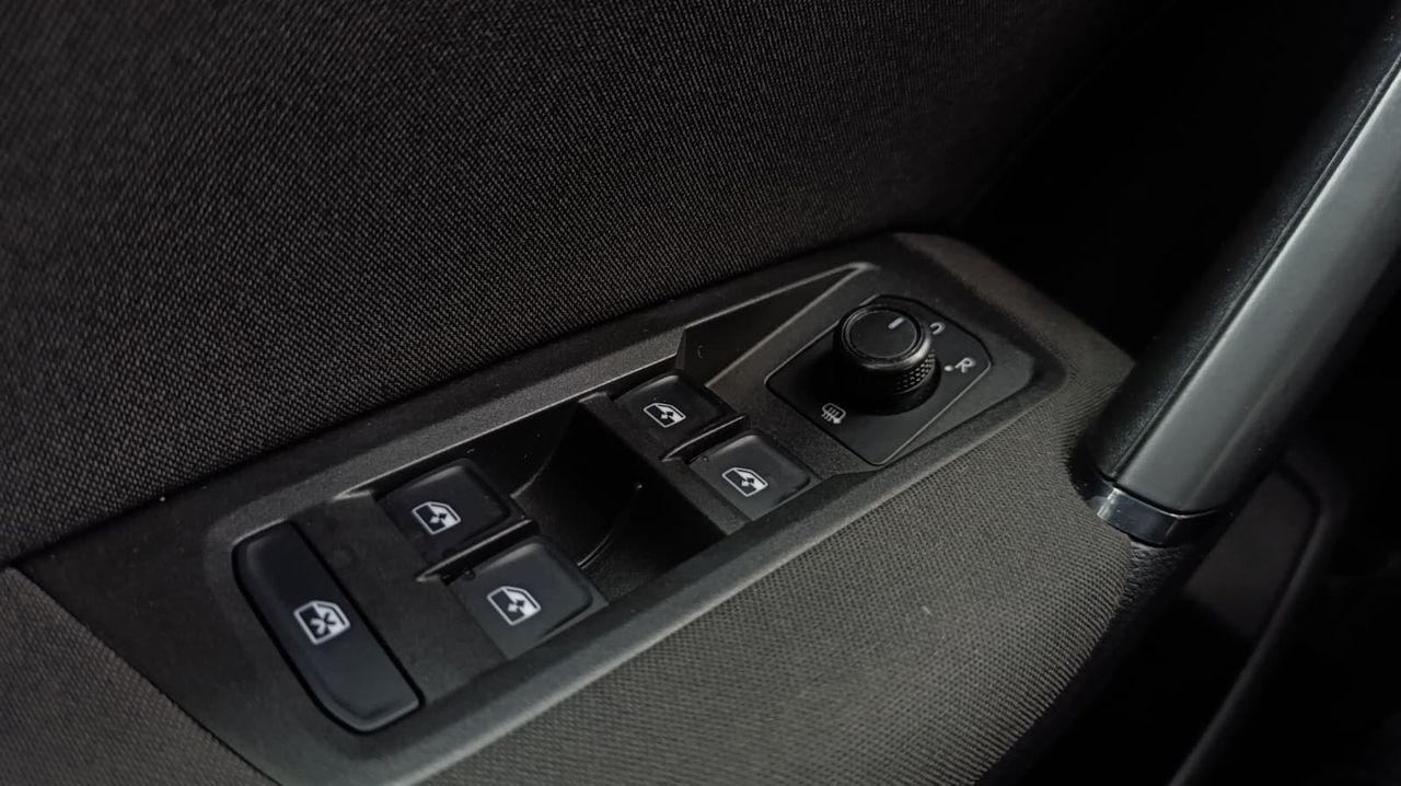 Volkswagen Touran Advance 1.6 TDI 85kW (115CV) - foto 29