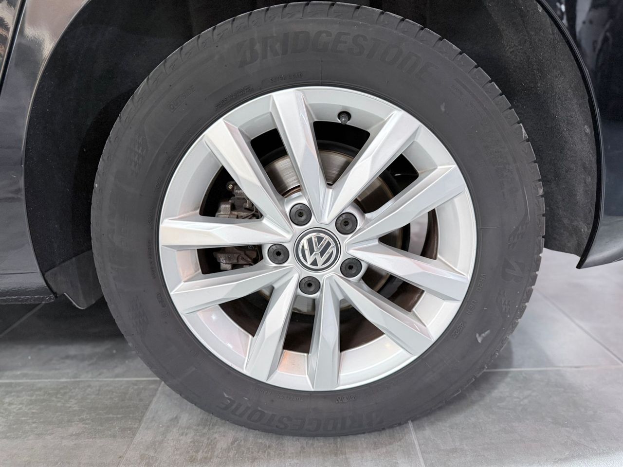 Volkswagen Touran Advance 1.6 TDI 85kW (115CV) 7 Plazas - 149.000Km - Foto 2 