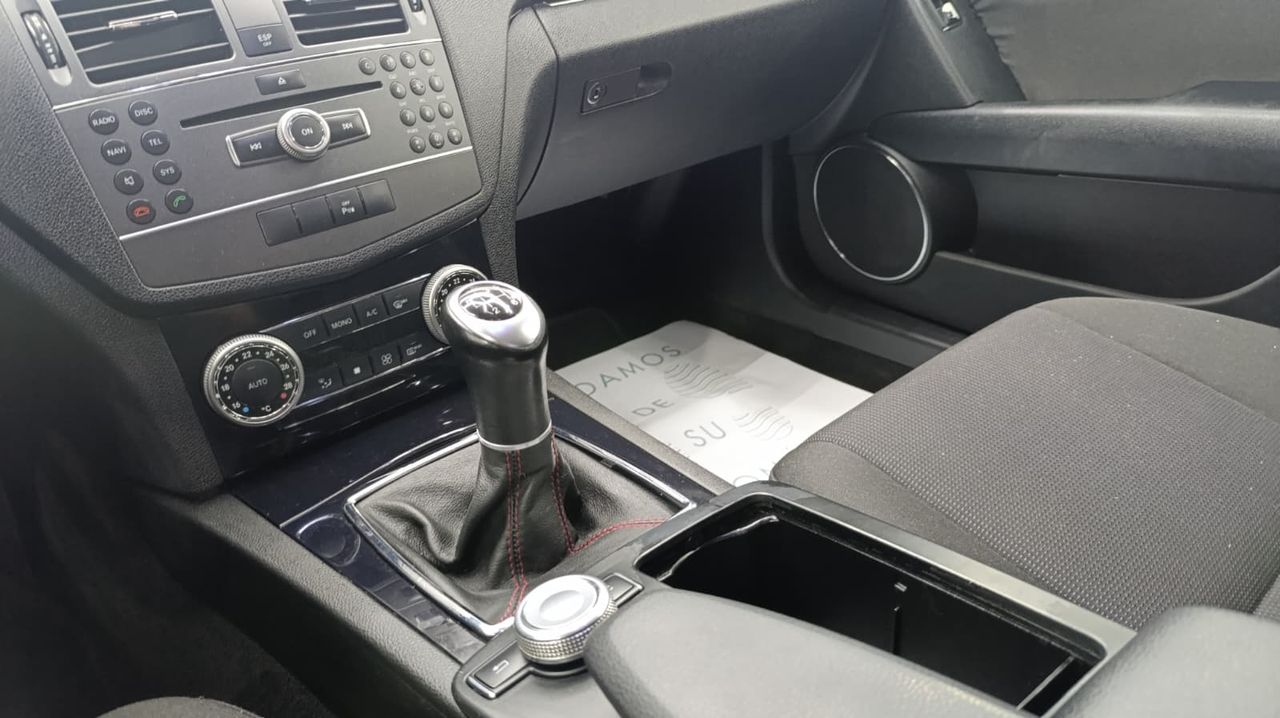 Mercedes Clase C C 220 CDI Blue Efficiency Elegance 230.000Km - Foto 2 