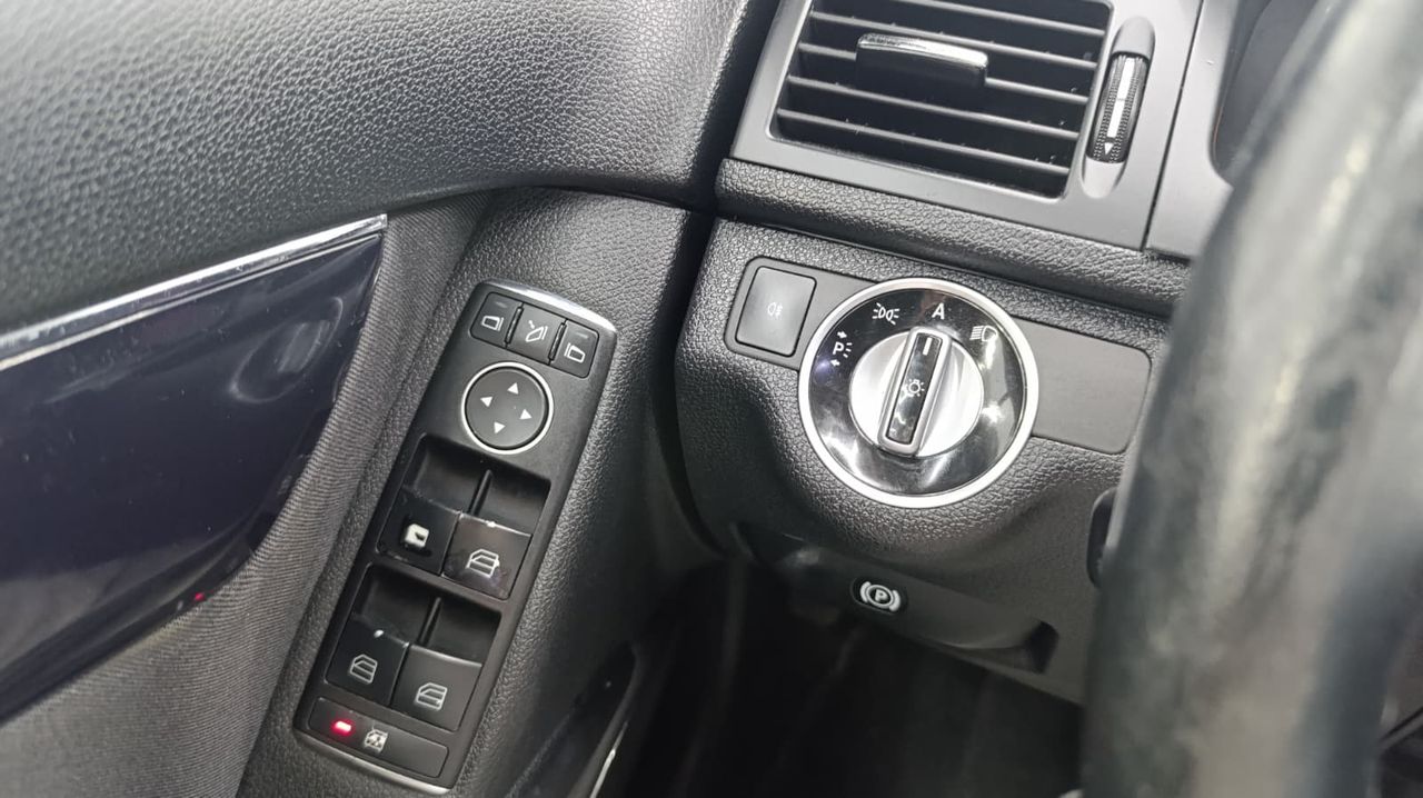 Mercedes Clase C C 220 CDI Blue Efficiency Elegance 230.000Km - Foto 2 