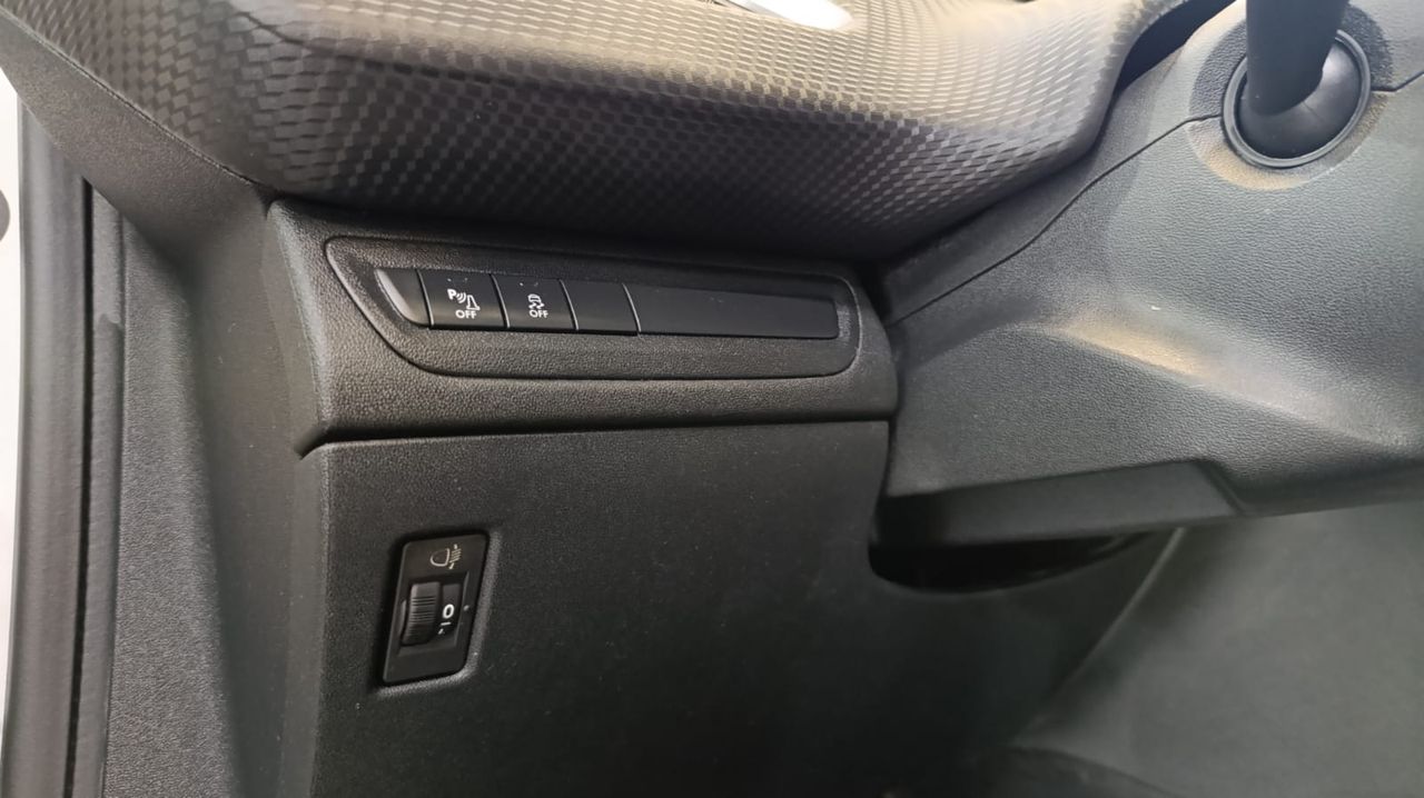 Peugeot 2008 Allure 1.2 PureTech 110 S&S Nacional - 89.000Km - Foto 2 