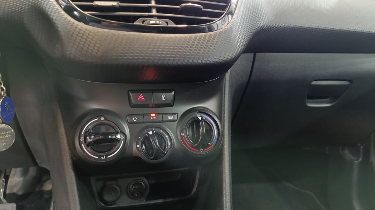 Peugeot 2008 Allure 1.2 PureTech 110 S&S Nacional - 89.000Km - Foto 2 