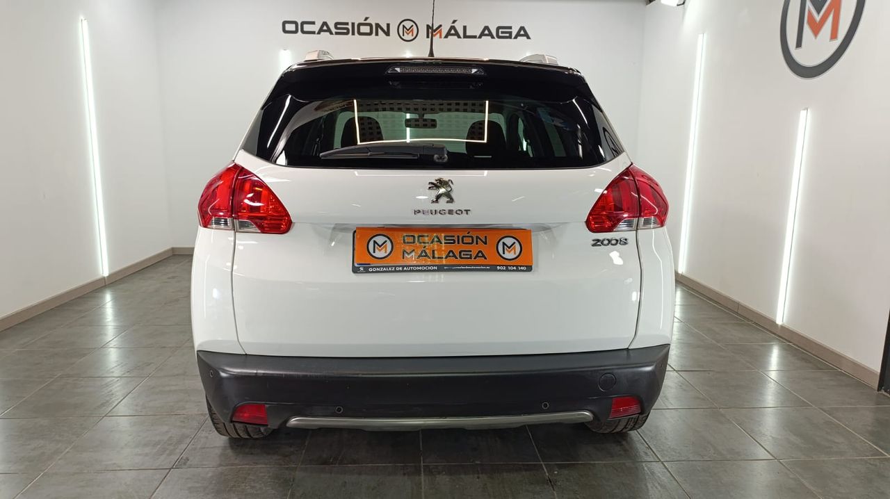 Peugeot 2008 Allure 1.2 PureTech 110 S&S Nacional - 89.000Km - Foto 2 