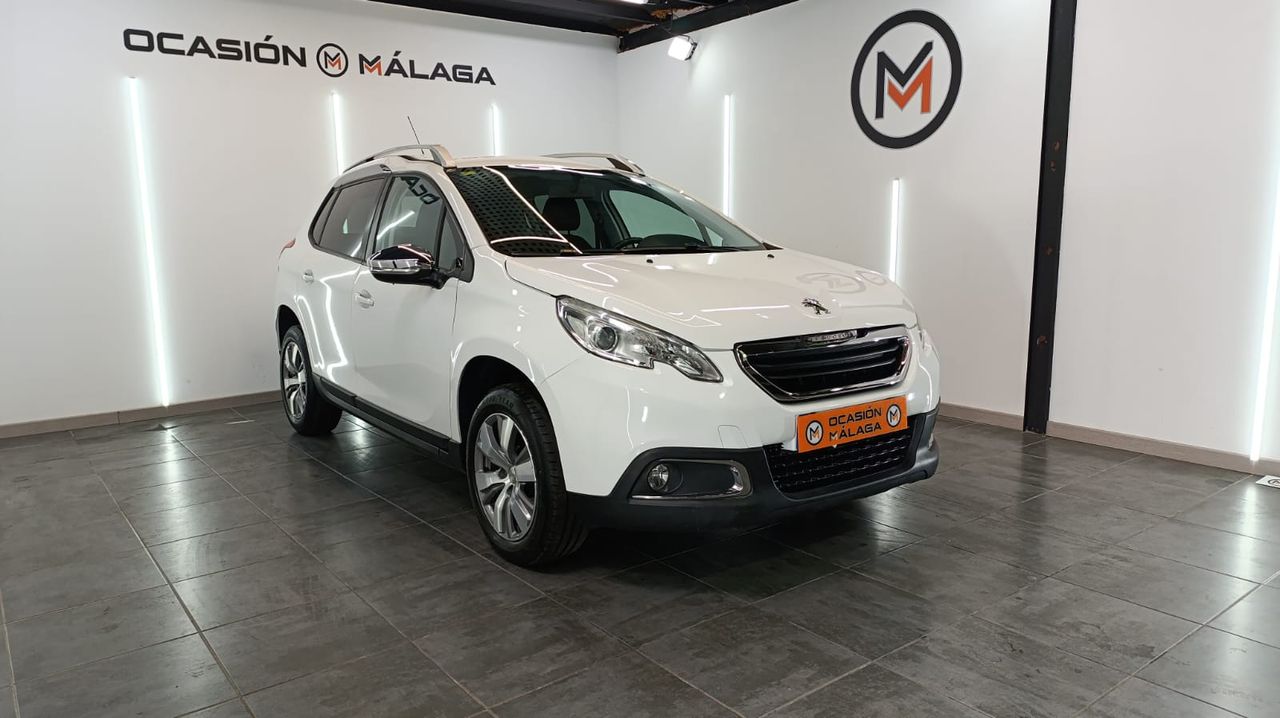 Peugeot 2008 Allure 1.2 PureTech 110 S&S Nacional - 89.000Km - Foto 2 