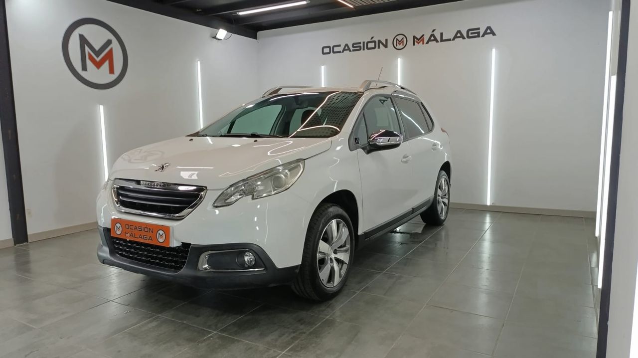 Peugeot 2008 Allure 1.2 PureTech 110 S&S Nacional - 89.000Km - Foto 2 