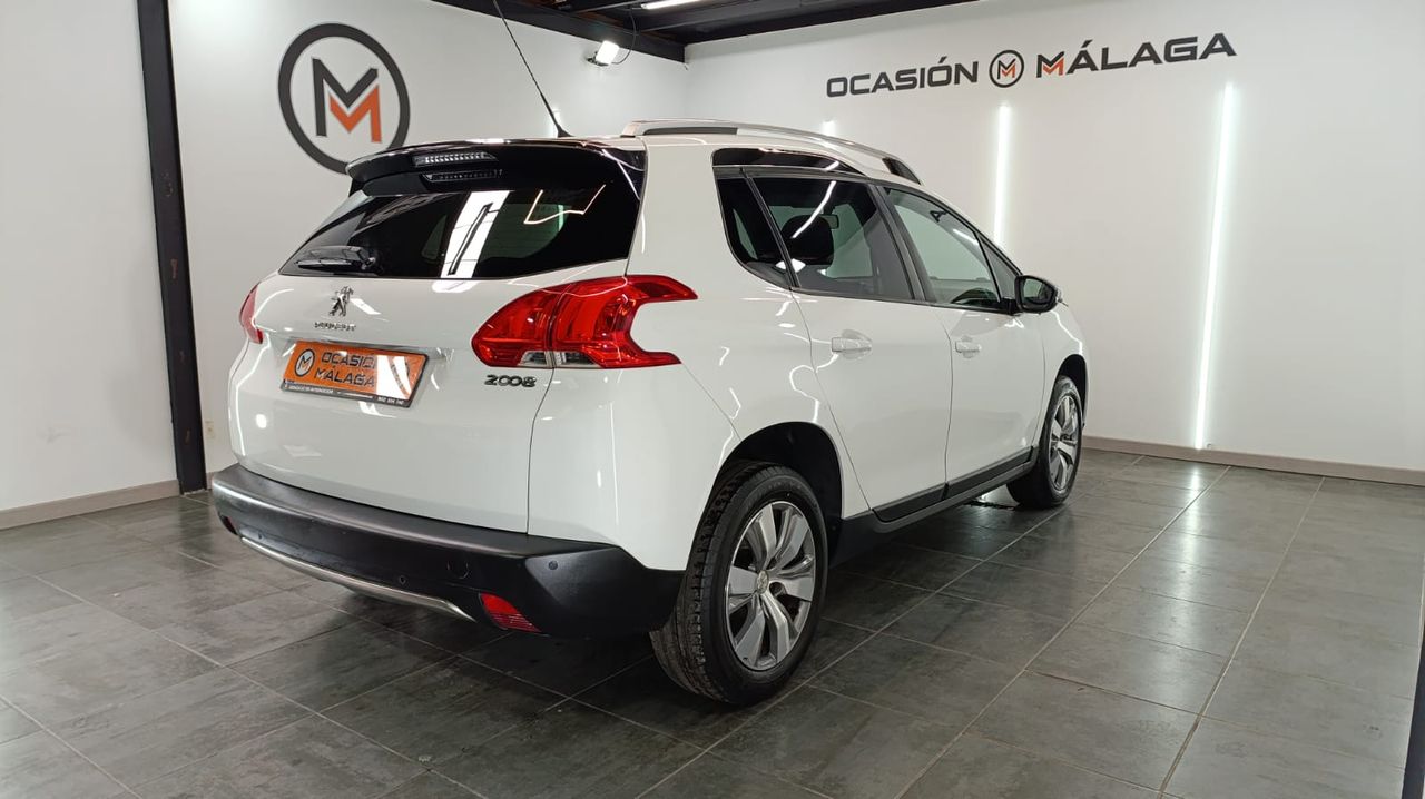 Peugeot 2008 Allure 1.2 PureTech 110 S&S Nacional - 89.000Km - Foto 2 