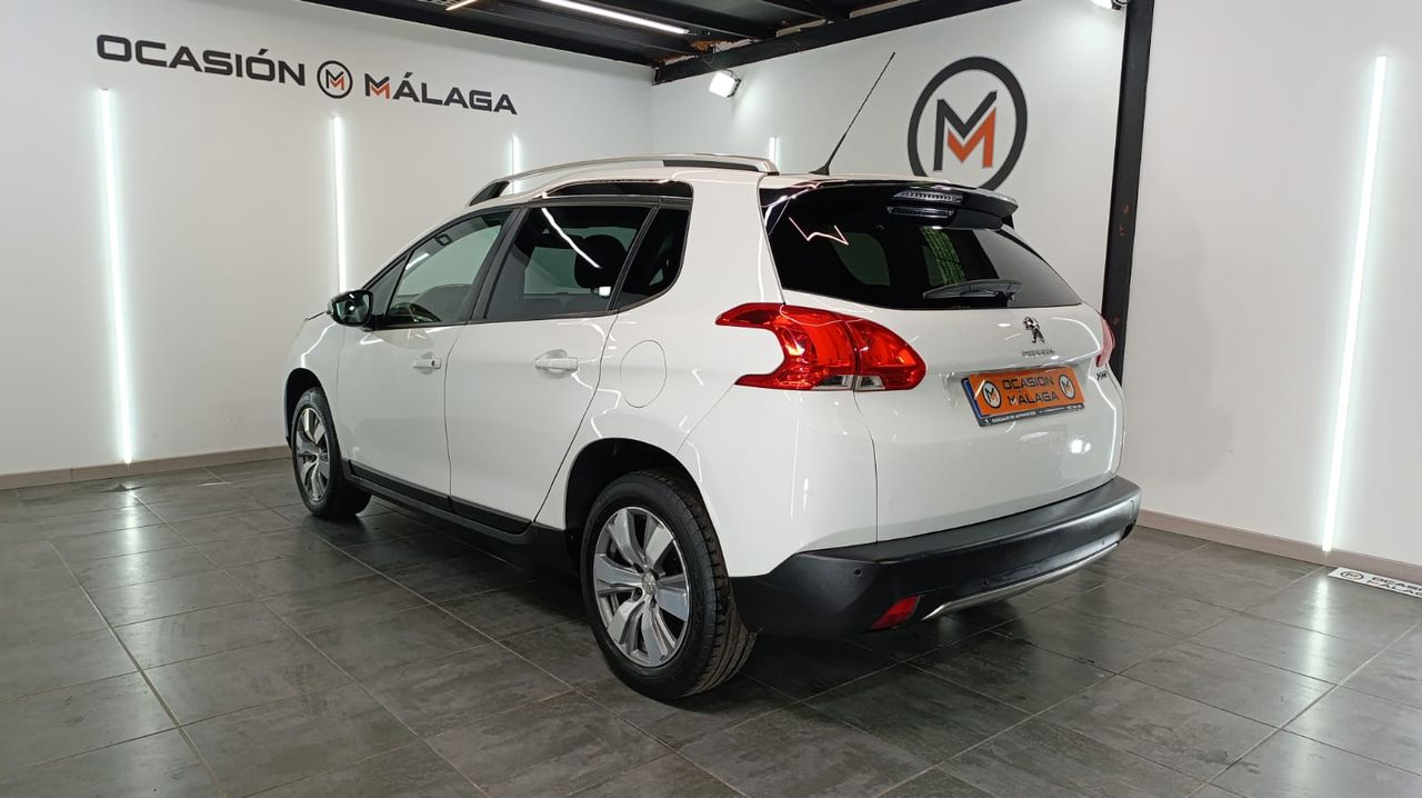 Peugeot 2008 Allure 1.2 PureTech 110 S&S Nacional - 89.000Km - Foto 2 