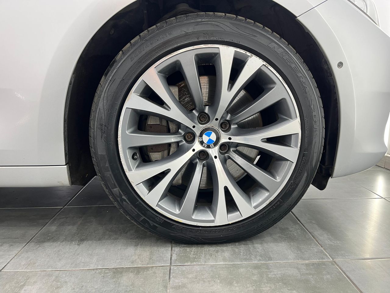 BMW Serie 5 550i xDrive Gran Turismo V8 408Cv - 148.000 Km - Foto 2 