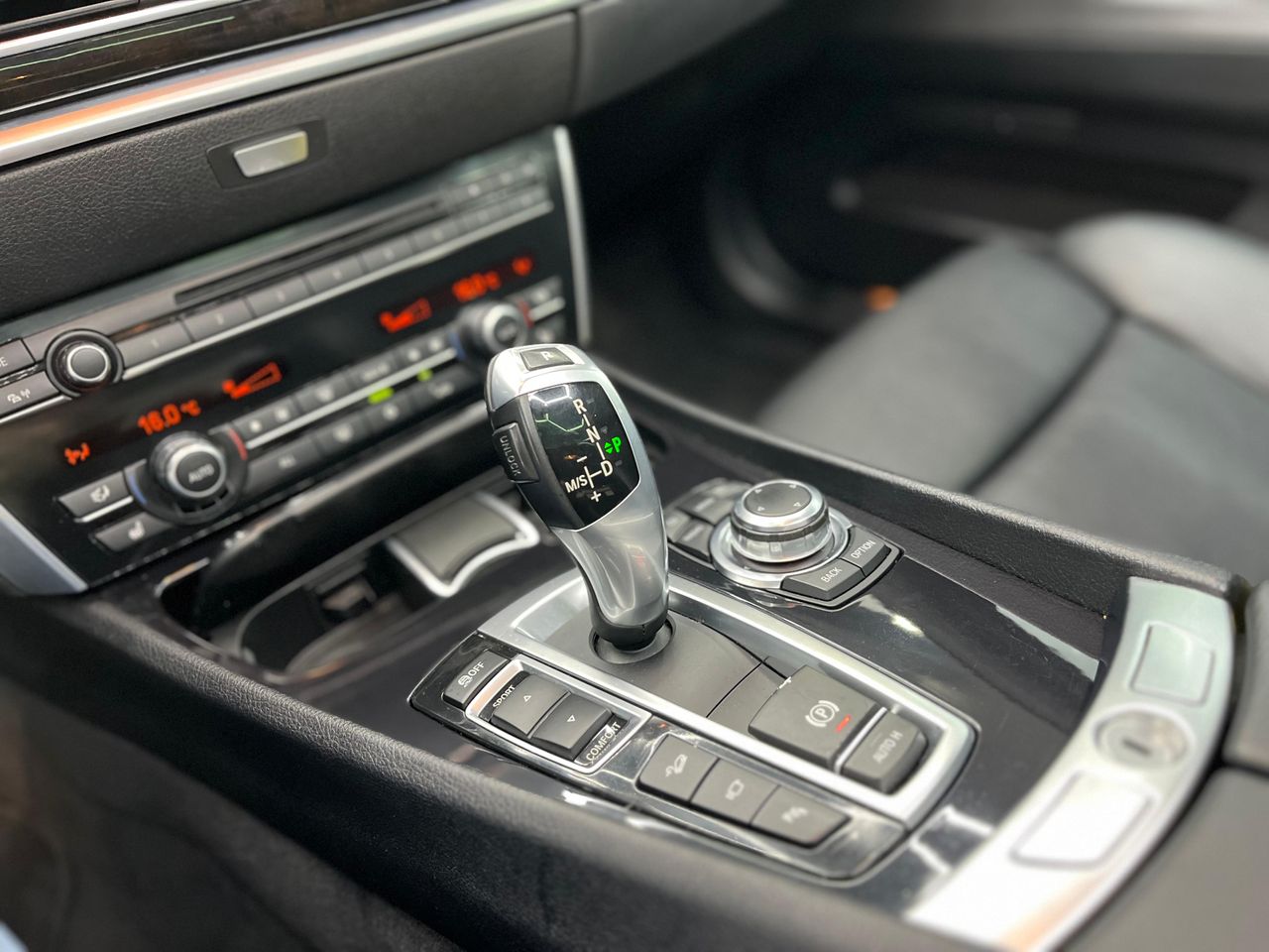 BMW Serie 5 550i xDrive Gran Turismo V8 408Cv - 148.000 Km - Foto 2 