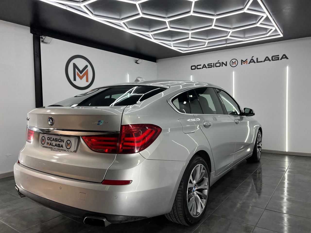 BMW Serie 5 550i xDrive Gran Turismo V8 408Cv - 148.000 Km - Foto 2 