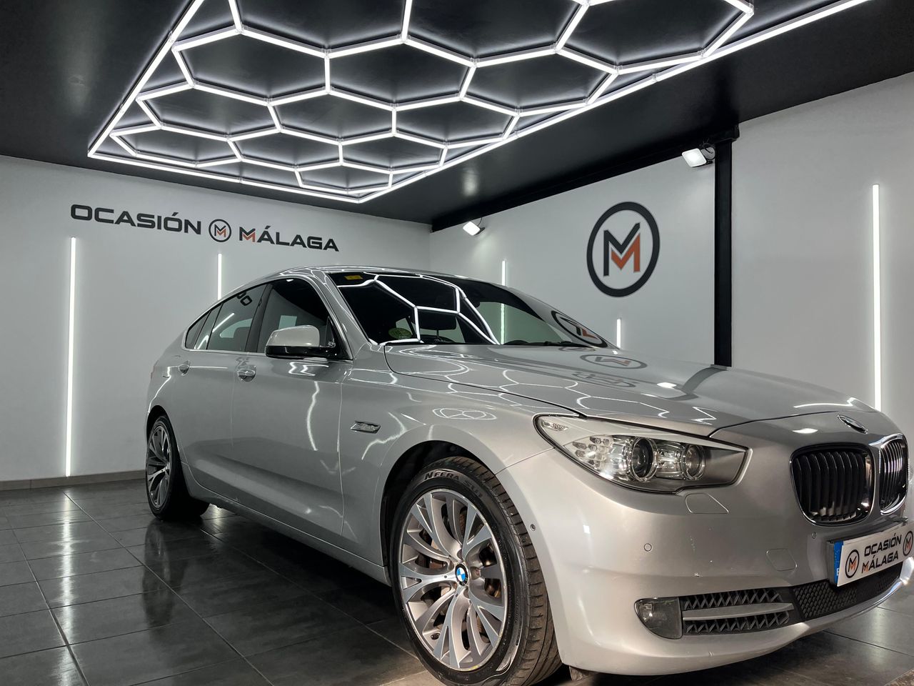 BMW Serie 5 550i xDrive Gran Turismo V8 408Cv - 148.000 Km - Foto 2 