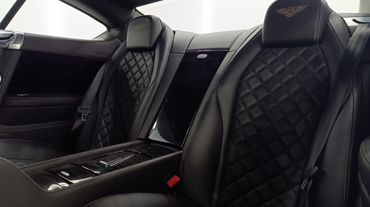 Bentley Continental GT GT V8 550Cv - 26.000Km - Foto 2 