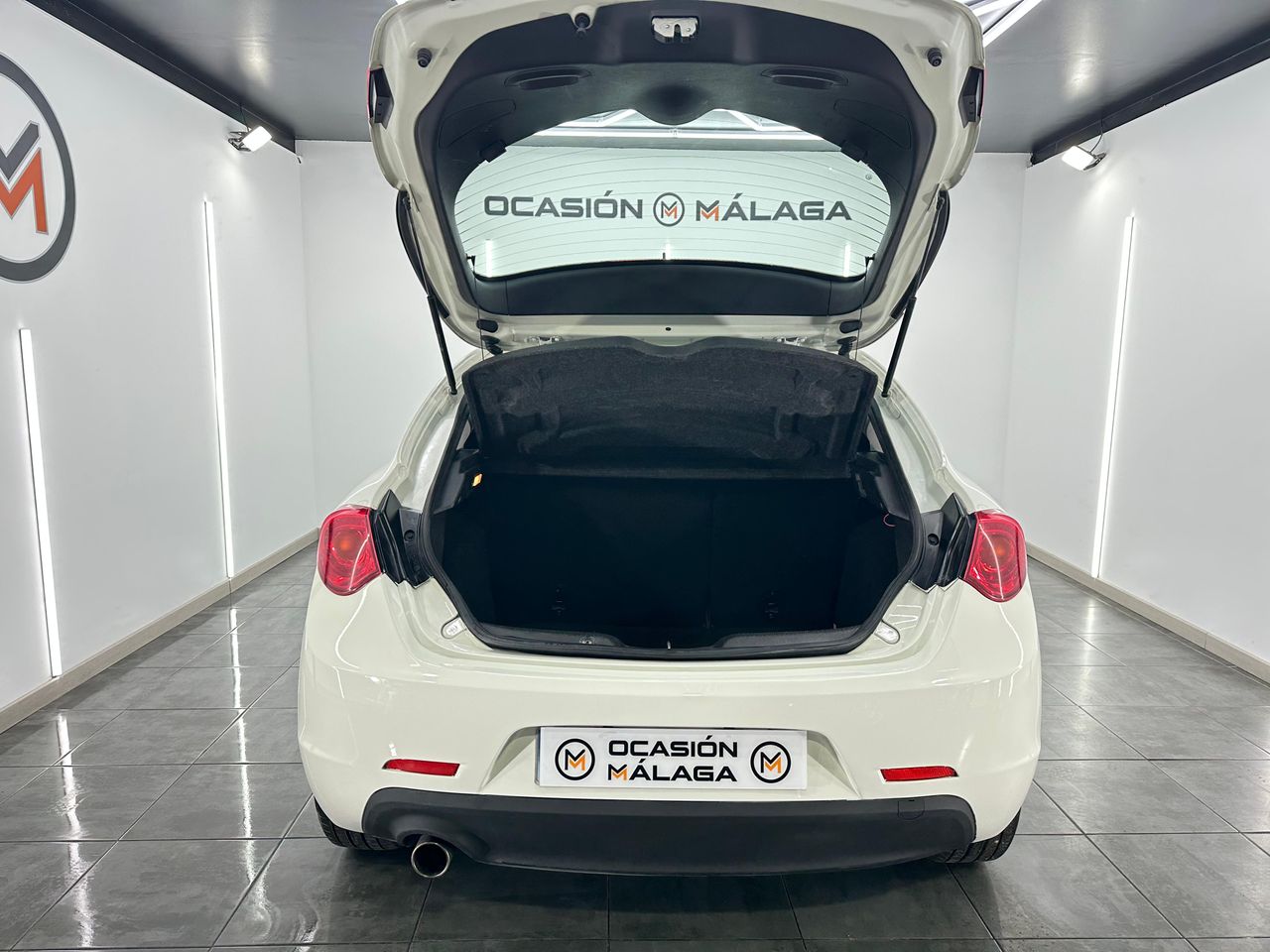 Alfa Romeo Giulietta 1.4 T 120cv Distinctive 400Cv - 110.000Km - Foto 2 