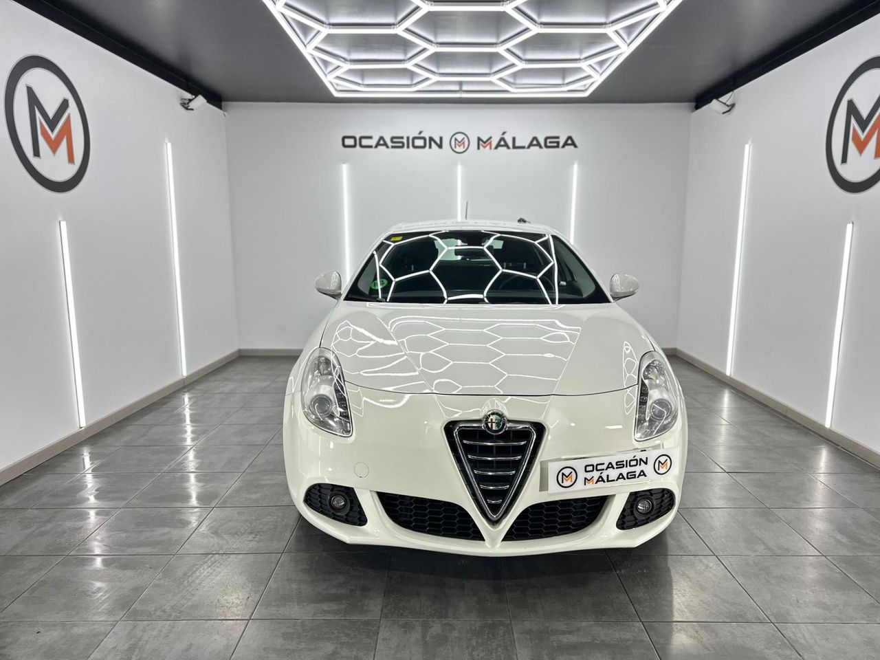 Alfa Romeo Giulietta 1.4 T 120cv Distinctive 400Cv - 110.000Km - Foto 2 