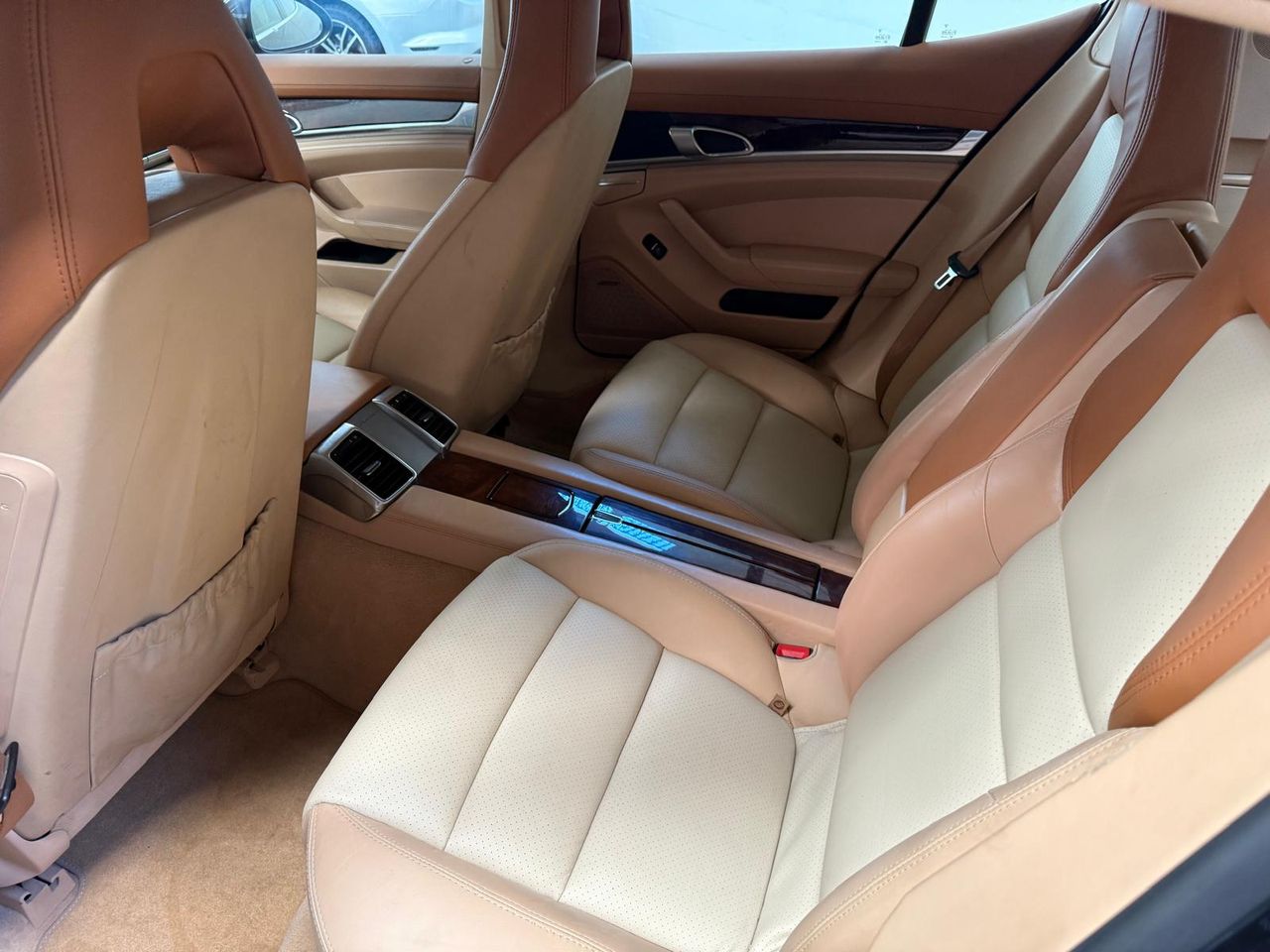 Porsche Panamera 4.8 4S 400Cv - 110.000Km - Foto 2 