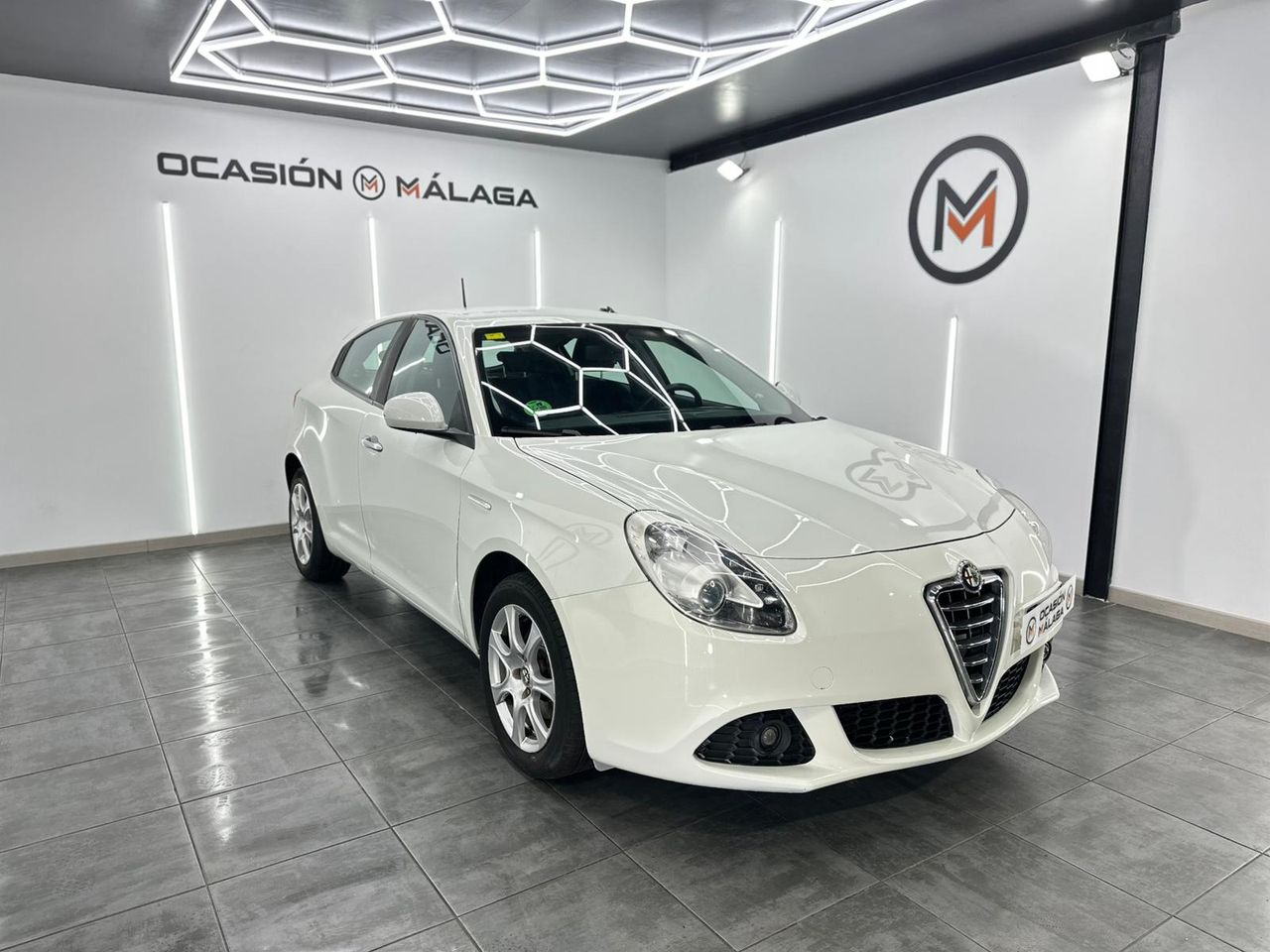 Alfa Romeo Giulietta 1.4 T 120cv Distinctive 400Cv - 110.000Km - Foto 2 