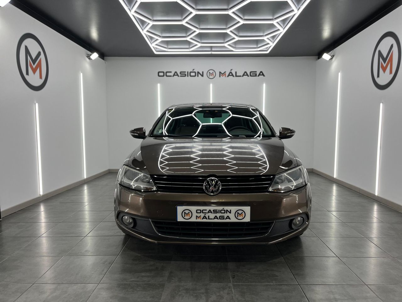 Volkswagen Jetta 2.0 TDI 140cv Advance - Foto 2 