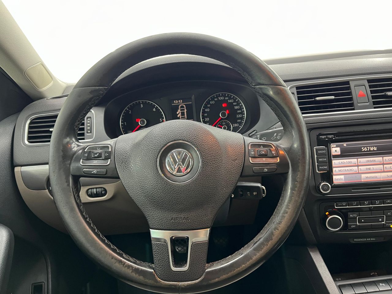 Volkswagen Jetta 2.0 TDI 140cv Advance - Foto 2 