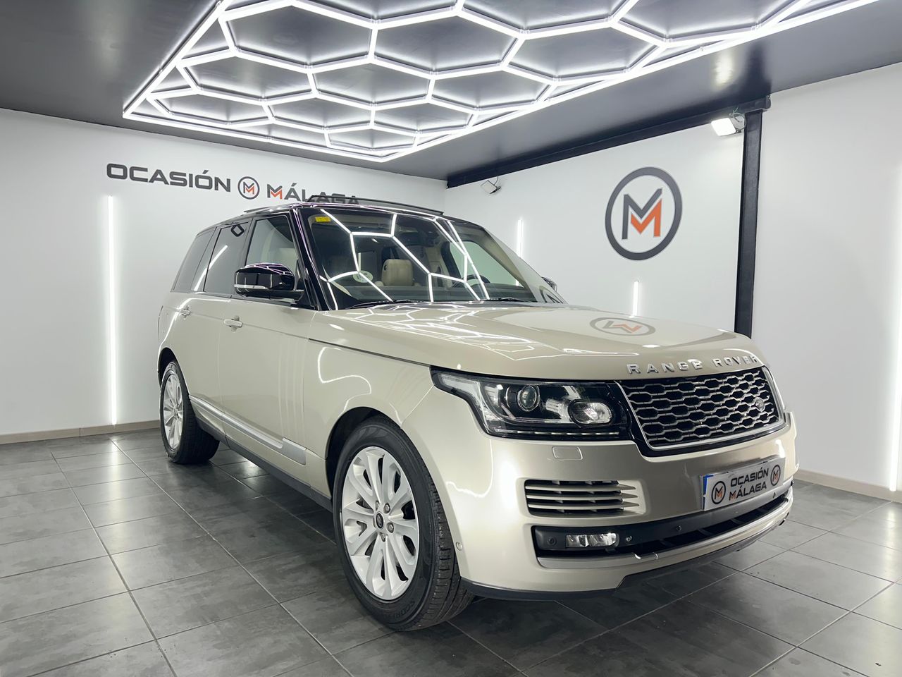 Land-Rover Range Rover 4.4 SDV8 (340CV) VOGUE Nacional - 251.000Km - Foto 2 