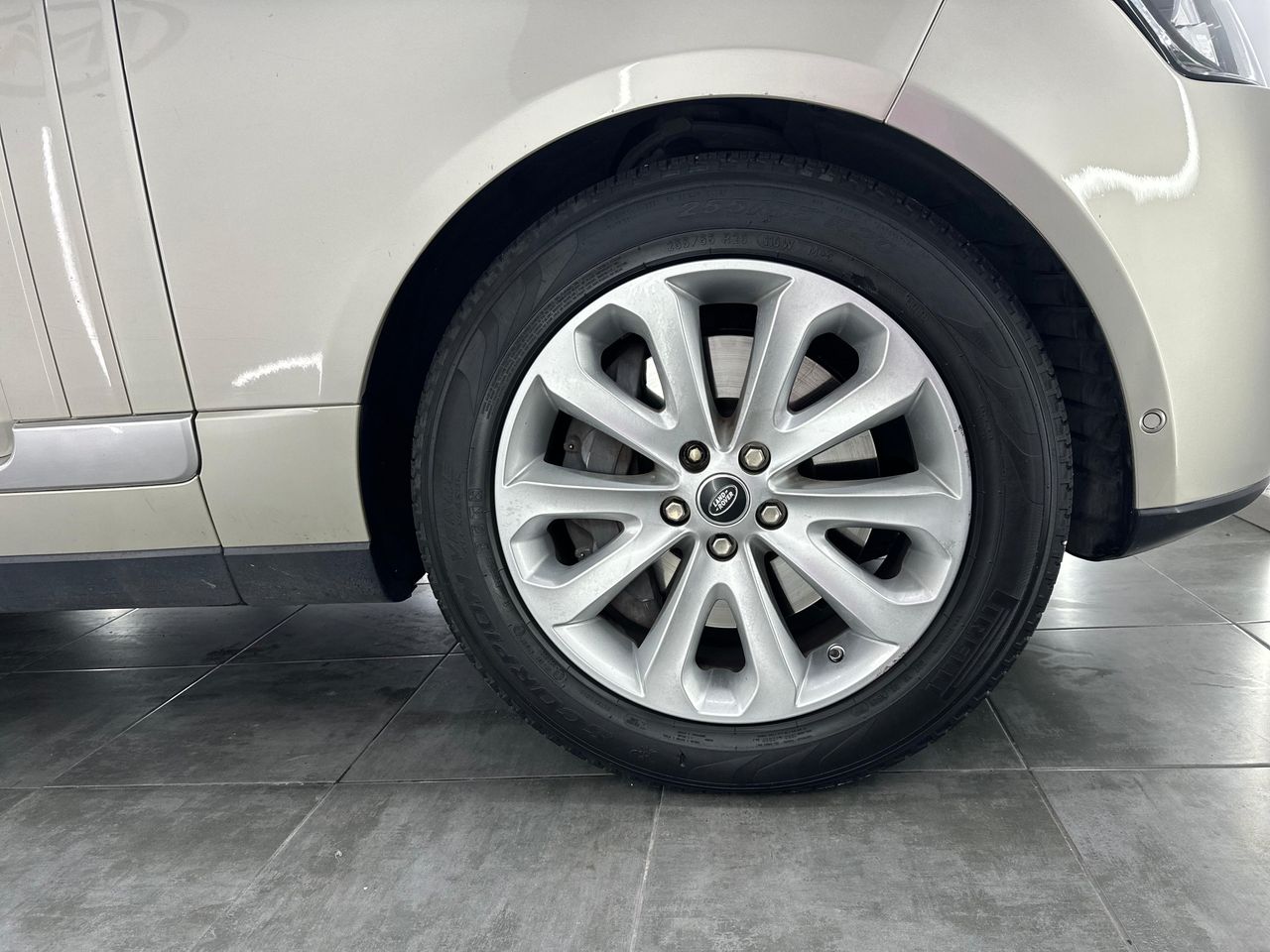 Land-Rover Range Rover 4.4 SDV8 (340CV) VOGUE Nacional - 251.000Km - Foto 2 